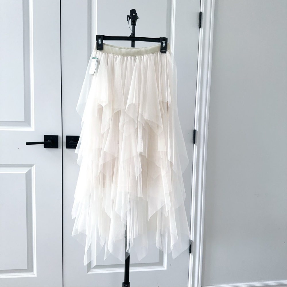 Elegant Cream Midi Skirt